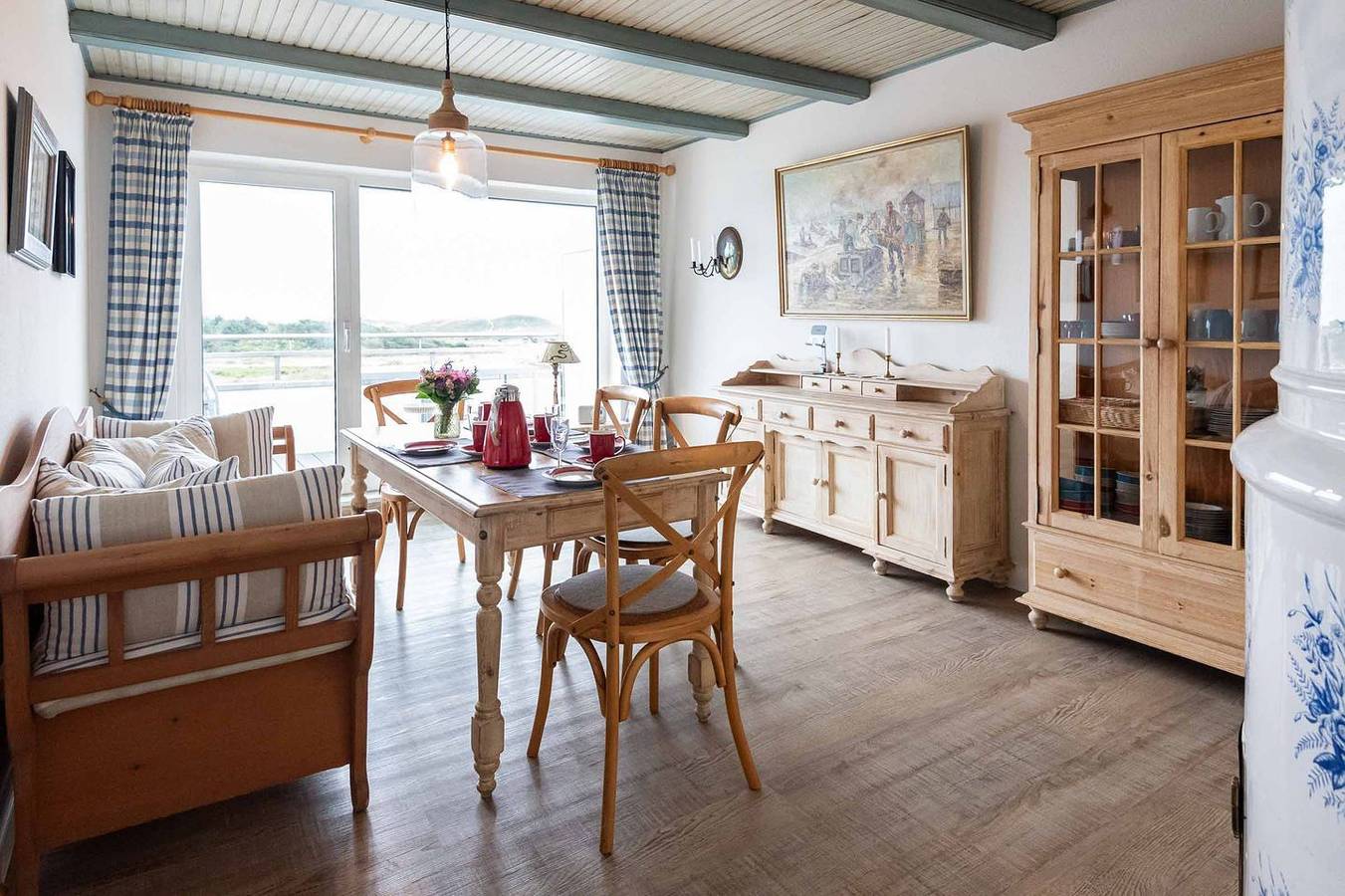 Ganze Wohnung, Große 4-Zimmer Ferienwohnung mit Meerblick auf ca. 90 m², für bis zu 5 Personen in Sylt