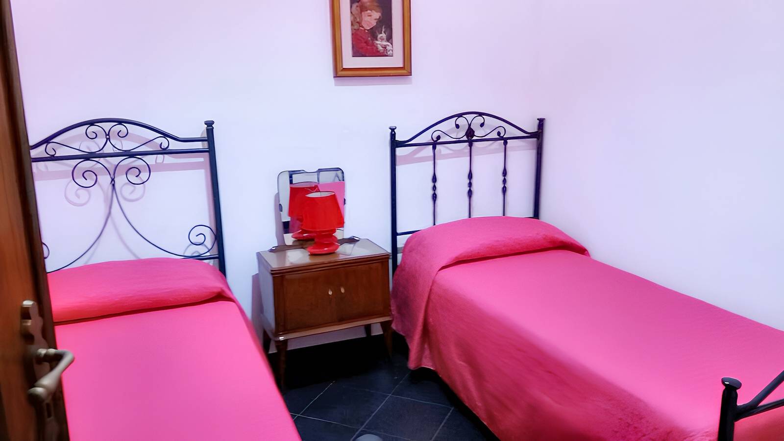 Apartamento entero, Apartamento moderno en Avola con vista a la ciudad in Avola, Provincia de Siracusa