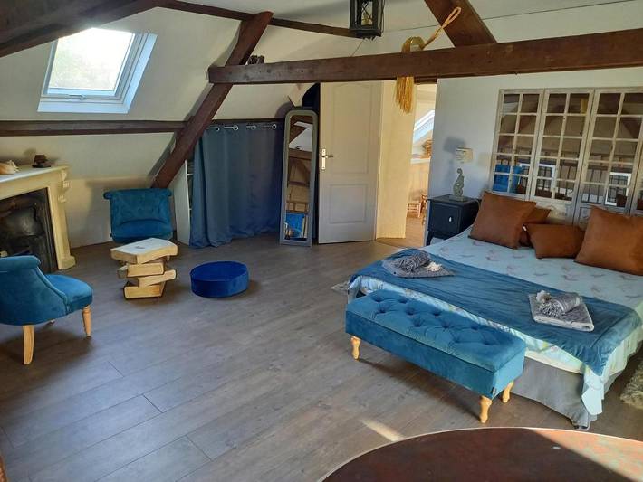 Location de vacances pour 4 personnes, avec terrasse et jardin ainsi que piscine et jacuzzi, animaux acceptés à Surville - 4