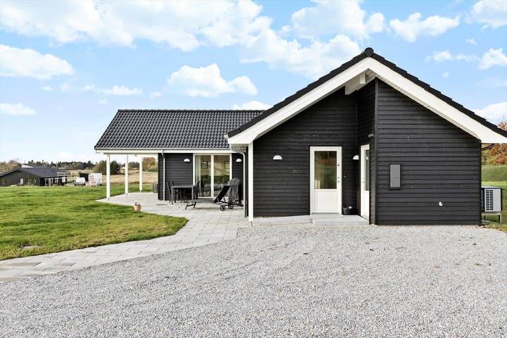 Strandhaus für 6 Personen, mit Terrasse auf Seeland - 2