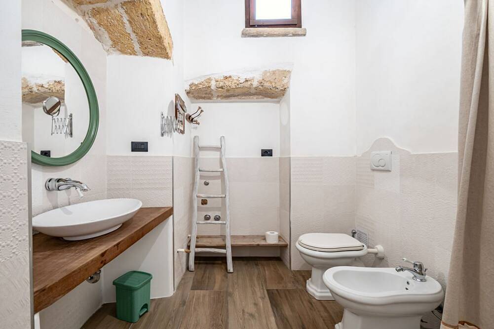 Guesthost - Palazzo Rolli - The Room of the Barrels in Galatone, Golf von Tarent