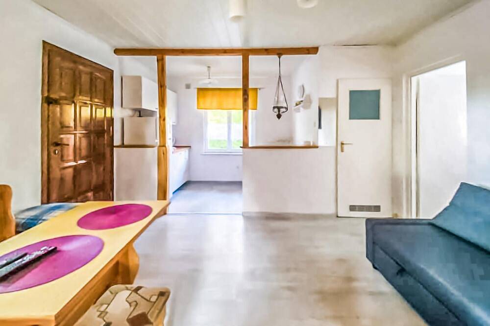 1 bedroom beautiful home in Kamionki Male in Kujawien-Pommern