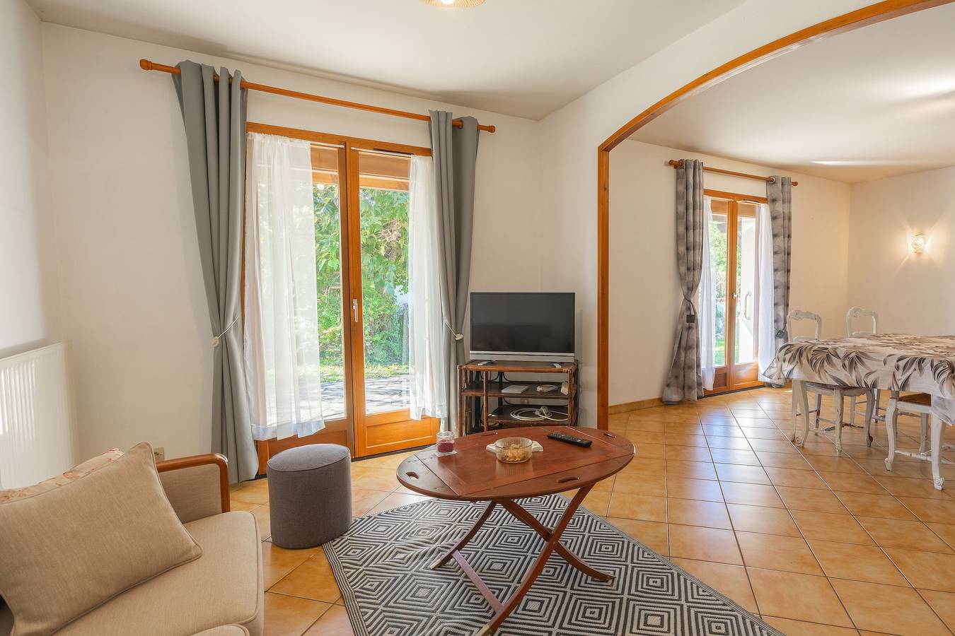 Ferienhaus 'Maison De Famille' mit privater Terrasse und Garten in Saintes, Saintes und Umgebung