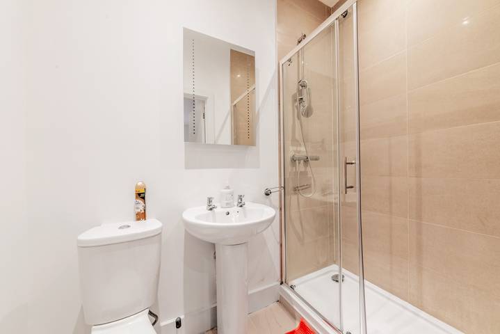 Estudio entero, Sleeps 2 - Central - Studio - Wifi - Paid Parking in Kent