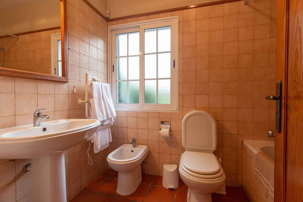 Casas Valleparaizo - Casa da Levadinha in Camacha, Madeira