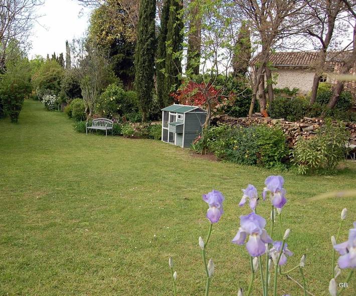 Location de vacances pour 5 personnes, avec jardin ainsi que piscine et vue à Upie - 4