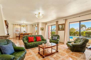 Casa De Vacaciones para 8 Personas en Porches, Distrito de Faro, Foto 2