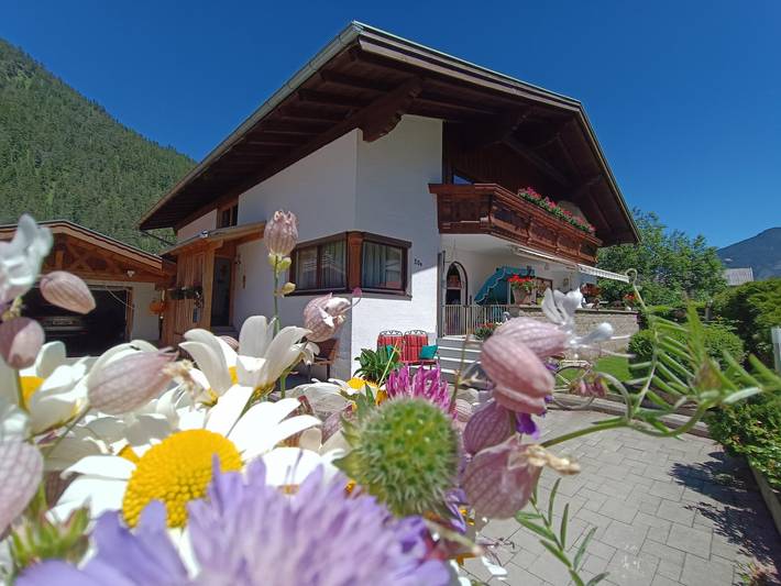 Vakantiewoning voor 6 personen, met Balkon in Bach