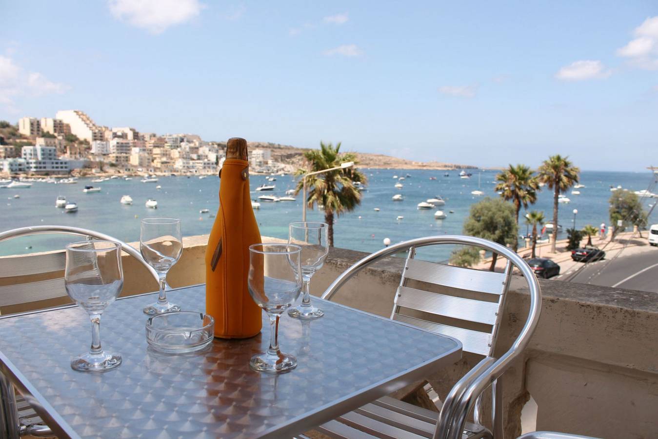 Entire apartment, Getawaysmalta - Blue Harbour Seafront 2-Bedroom Apartment in St Paul's Bay in St. Paul's Bay, Malta Island