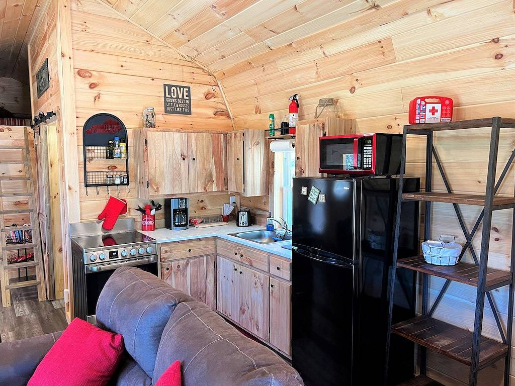 Cozy Wooded Cabin in the Heart of Rrg! in Daniel Boone National Forest
