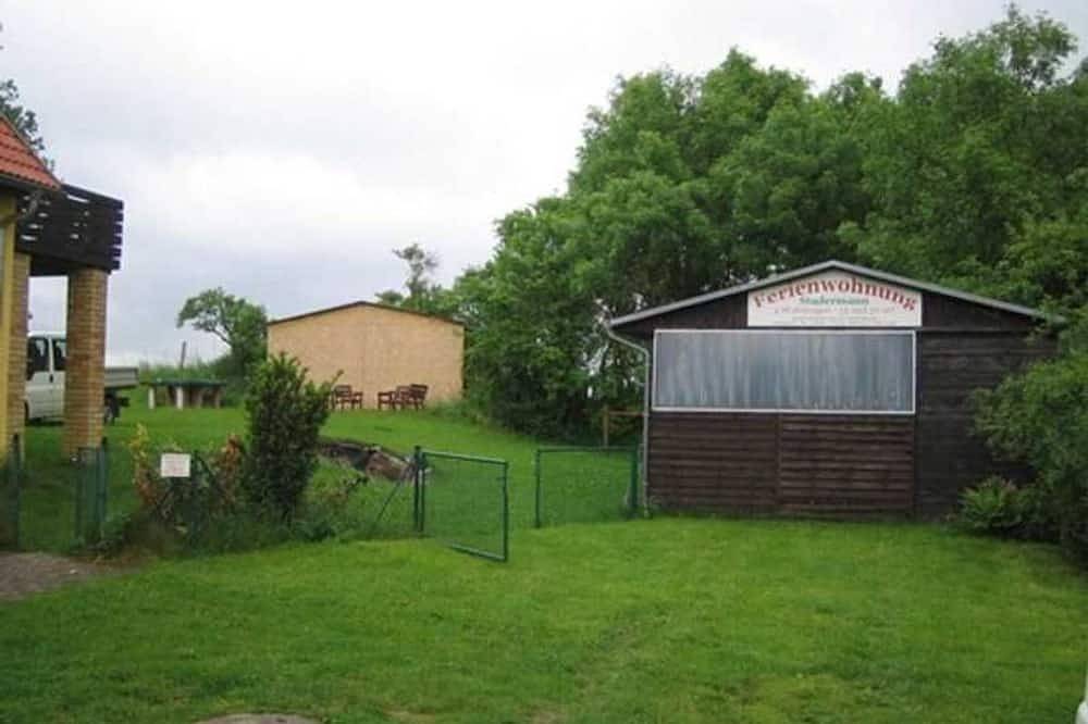 Ferienwohnung am Kreßinsee - Ferienwohnung 1              2-6 Personen in Walow, Mecklenburgische Seenplatte