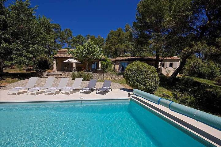 Villa pour 6 personnes, avec jardin à Roussillon