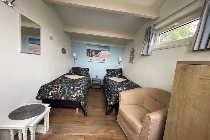 Ferienhaus für 8 Personen, mit Garten und Sauna sowie Pool und Terrasse in Schouwen-Duiveland - 3