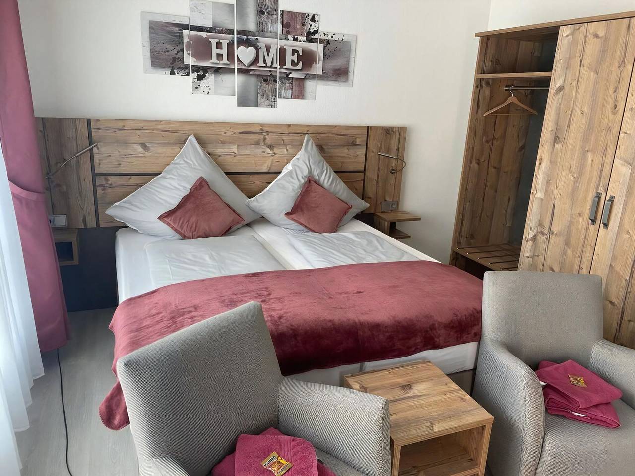 Amazing holiday home near the lake in Hambühren, Aller-Leine-Tal