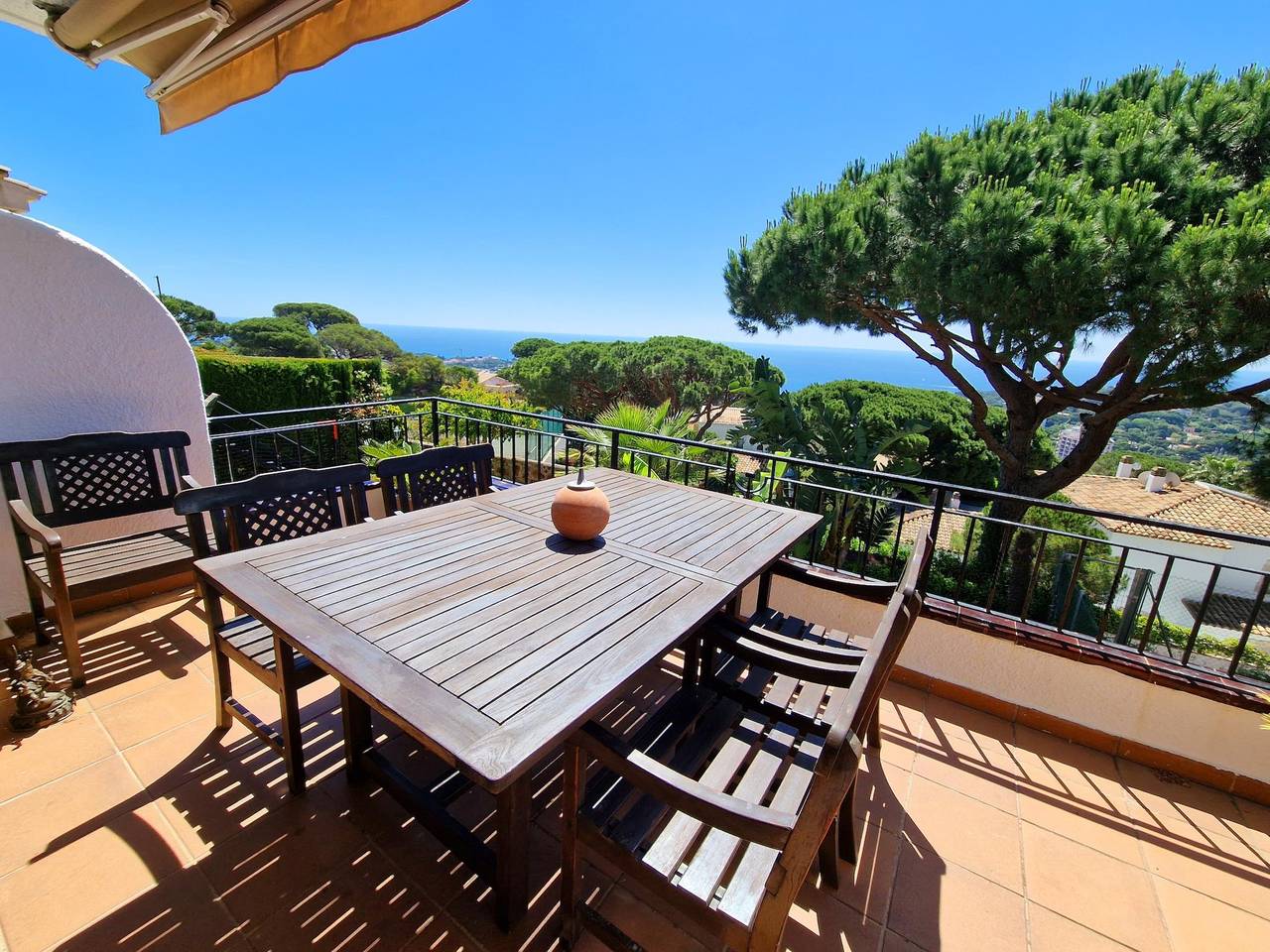 Casa mediterranea con Vistas Al Mar, jardín y terraza. in Sant Feliu de Guíxols, Costa Brava