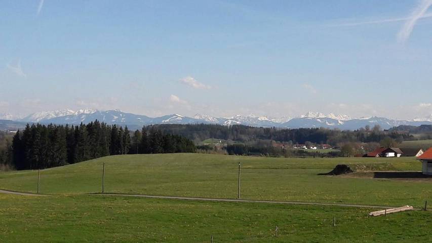 Ferienwohnung für 4 Personen, mit Terrasse und Garten sowie Ausblick in Altusried - 3