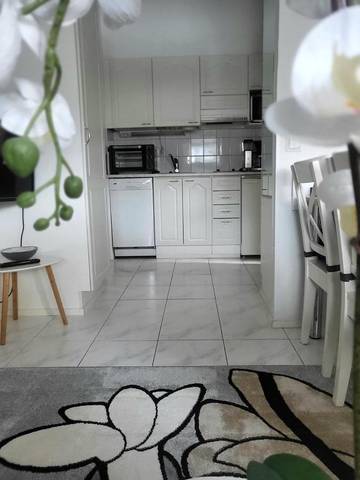 Gîte pour 3 personnes, avec sauna et jardin dans Akaslompolo