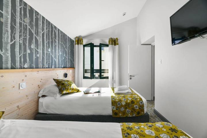 Hôtel pour 2 personnes, avec terrasse et jardin à Saint-Lon-les-Mines - 4