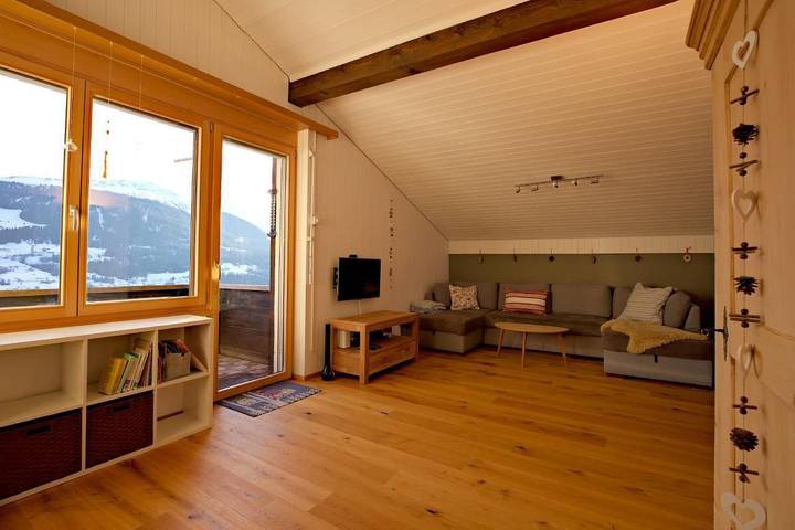 Ganze Ferienwohnung, Ferienwohnung 4.5 Zimmer, Casa Solaria Brigels in Brigels, Alpenarena