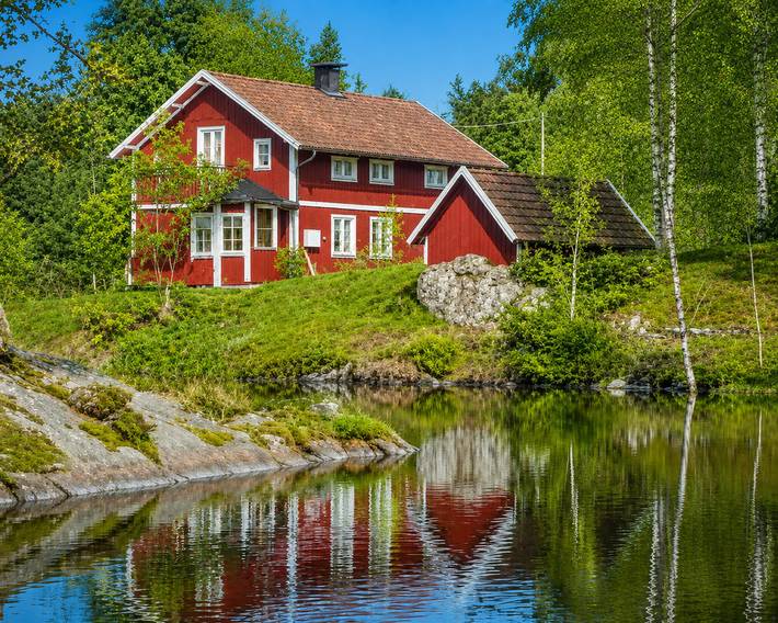 Ferienhaus für 6 Personen, mit Garten und Seeblick in Schweden