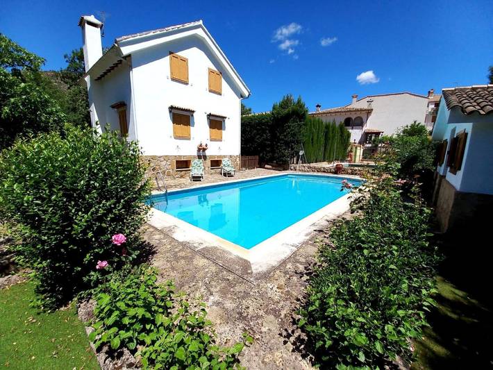 Casa rural para 6 personas, con jardín en Sierra de Cazorla