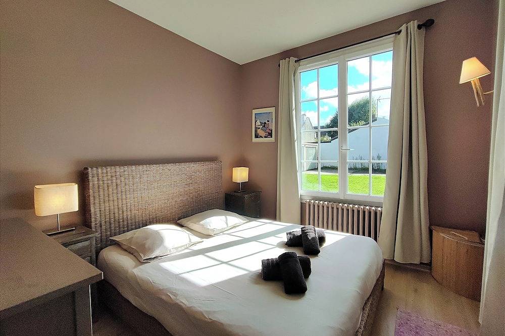 Villa Le Petit Bois - Plage Sword à 2 mns à pied - Grand jardin clos et arboré in Hermanville-sur-Mer, Région de Caen