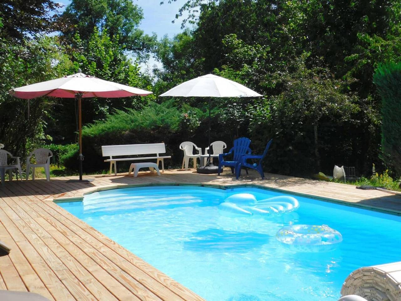 Maison de vacances pour 6 personnes avec piscine in Saint-Cirgues-de-Malbert, Région d'Aurillac