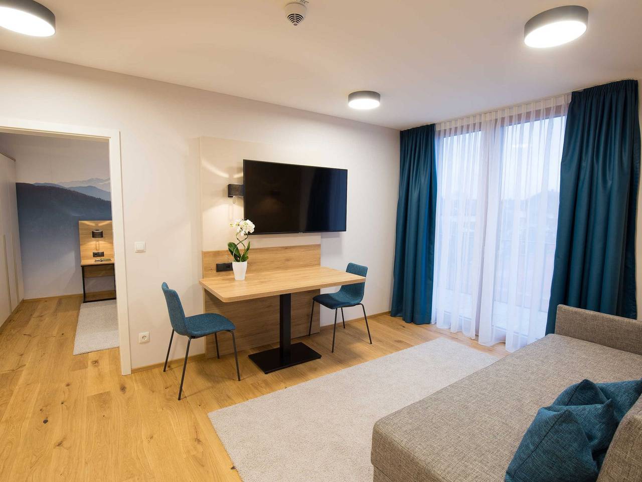 Ganze Ferienwohnung, Leo  Apartments - Bayerischer Hof Miesbach Gmbh - Executive in Miesbach, Alpenland Tegernsee Schliersee