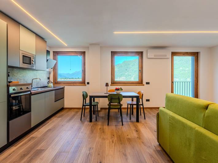 Ferienwohnung für 6 Personen, mit Garten und Seeblick sowie Balkon am Comer See - 3