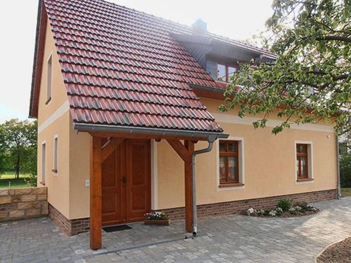Ferienwohnung für 5 Personen, mit Garten in Sächsisches Burgen- und Heideland