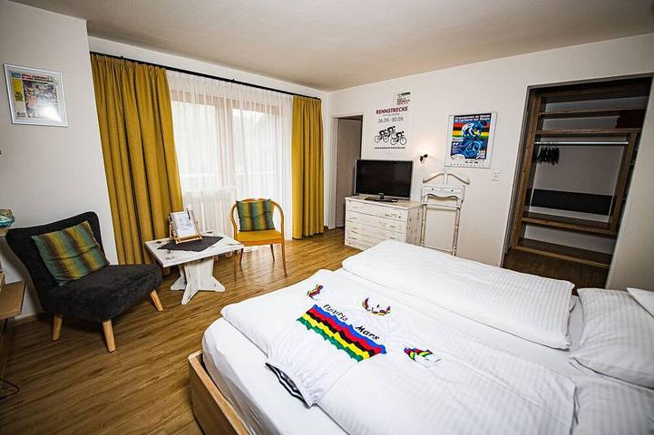 Hotel für 2 Personen, mit Garten - 1