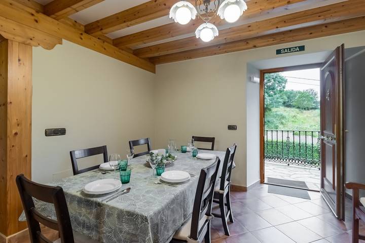 Casa rural para 8 personas, con Balcón y Jardín en Cantabria - 4