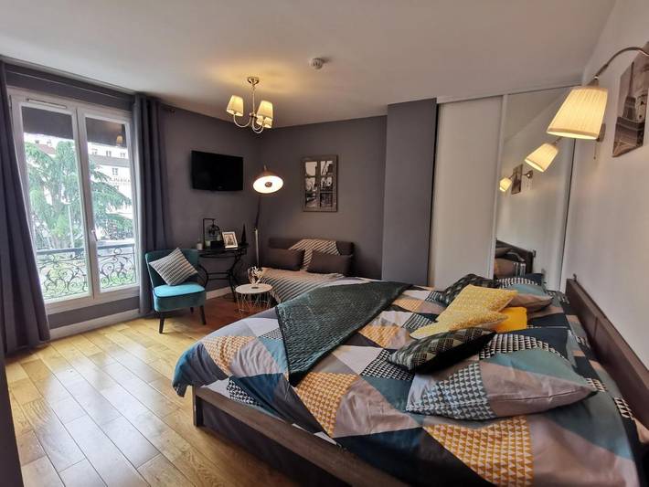 Location de vacances pour 3 personnes, avec terrasse et vue à Sèvres - 3