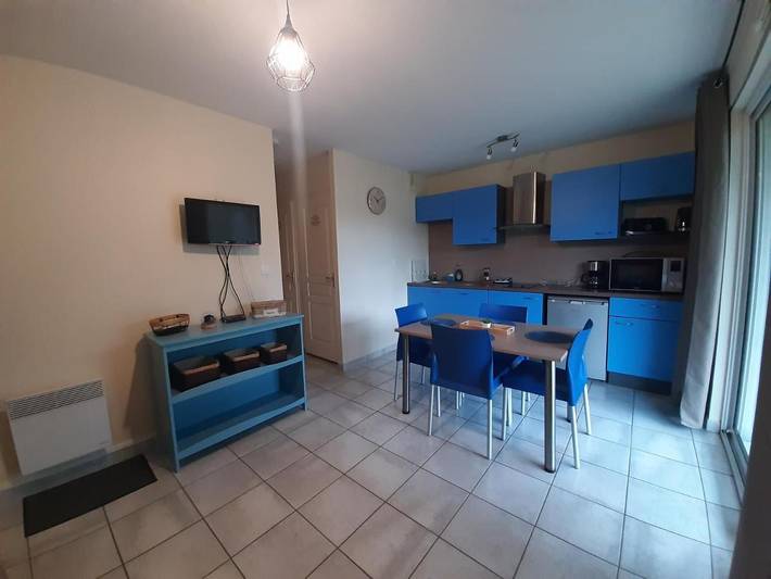 Mobil home pour 4 personnes, avec vue et sauna ainsi que jardin et piscine à Chaveignes - 2