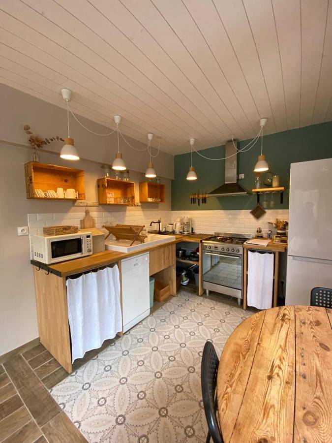 Gîte pour 2 personnes, avec jardin et piscine à Lamarque - 2