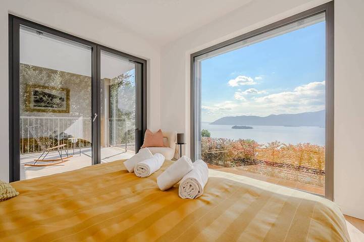 Villa pour 9 personnes, avec jacuzzi et piscine ainsi que balcon et jardin à Comune di Verbania - 3