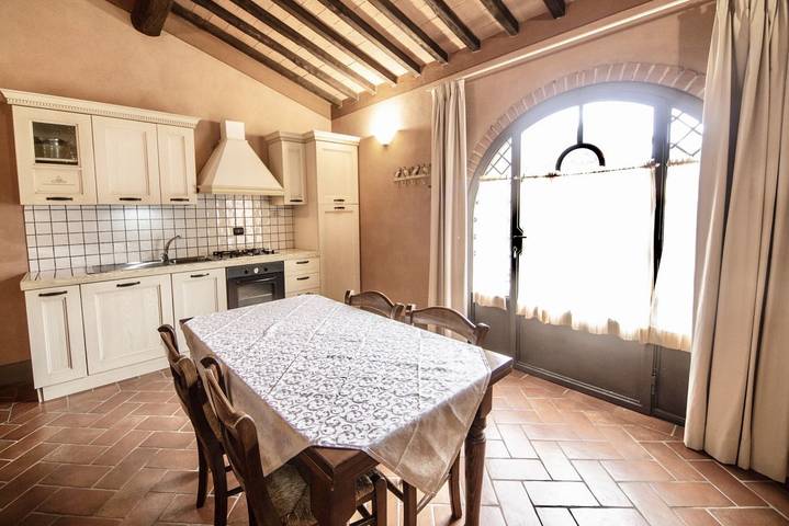 Ferienwohnung für 6 Personen, mit Pool und Balkon sowie Balkon/Terrasse - 1