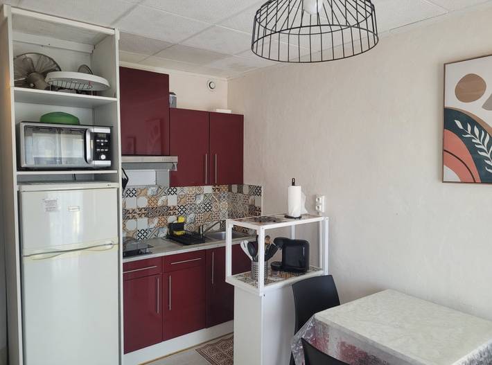 Gîte pour 2 personnes, avec vue sur le lac et balcon dans Casino de Balaruc - 3