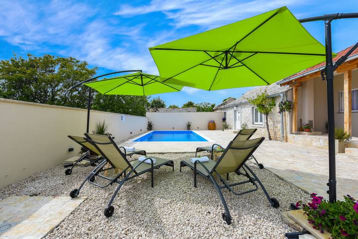 Villa für 6 Personen, mit Terrasse und Garten, mit Haustier in Zadar - 4