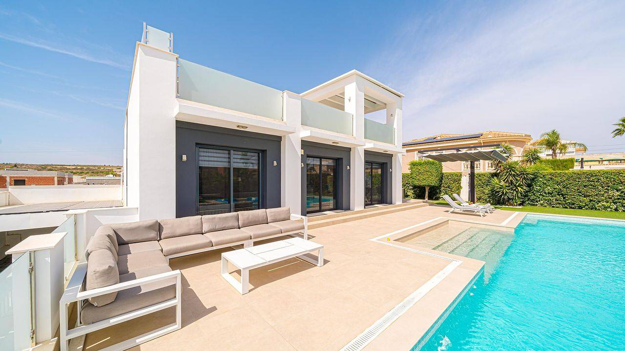 Villa voor 8 personen met zwembad in Orihuela, Alicante Provincie
