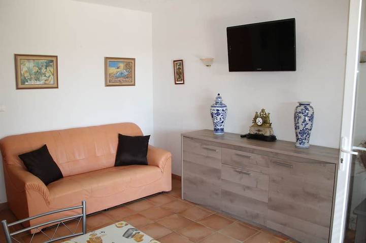 Gîte pour 3 personnes, avec terrasse et jardin à Villelongue-de-la-Salanque - 4