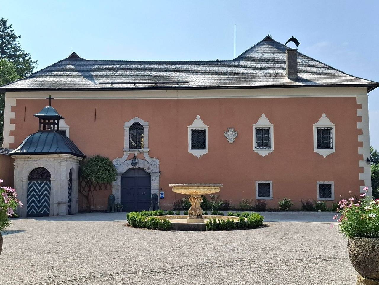 Ganze Ferienwohnung, Schloss Wasserleonburg - Altes Forsthaus - Apartment Nr. 7 in Gailtaler Alpen, Nötsch im Gailtal