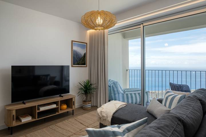 Ferienwohnung für 3 Personen, mit Balkon und Pool, kinderfreundlich - 1