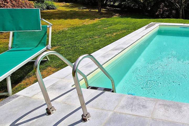 Schoenes Haus am Orta-See mit Garten und Pool in Comune di  Ameno, Ortasee