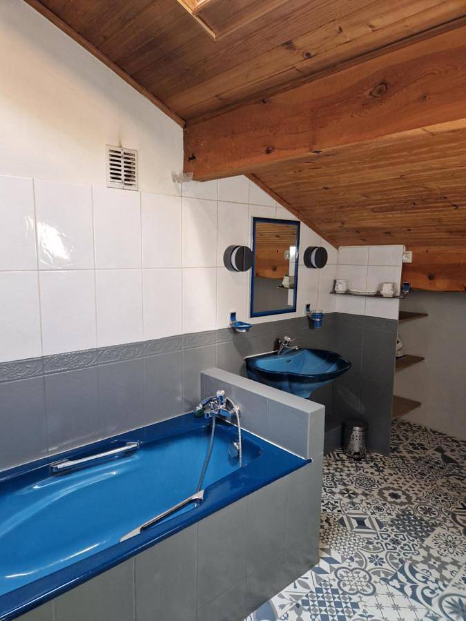 Gîte pour 11 personnes, avec jardin et vue dans Porta - 4