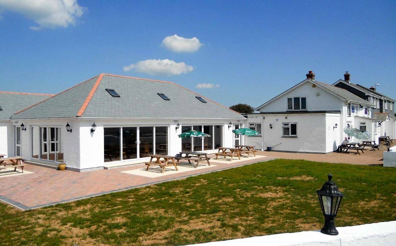 Newperran Holiday Park in Cornwall