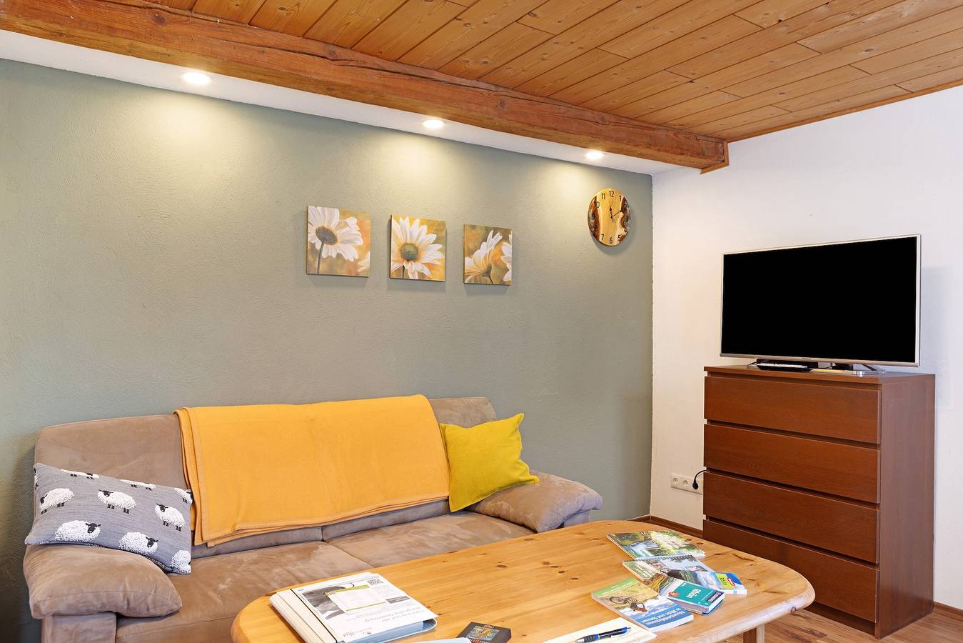 Apartamento entero, Apartamento 'Al pie del Kreuzberg' con Wi-Fi in Bischofsheim an der Rhön, Rhön-Bayern