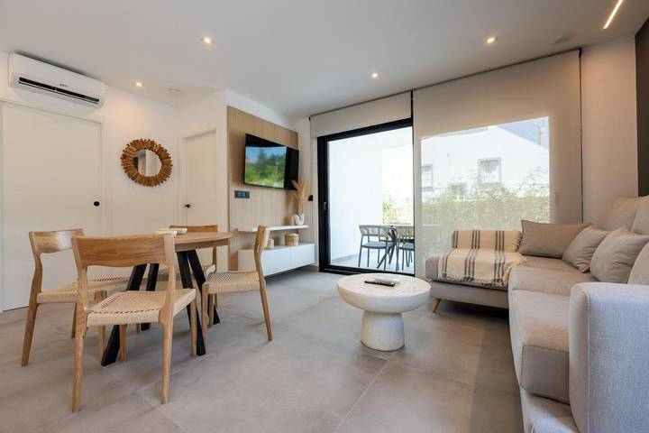 Casa rural para 4 personas, con Balcón además de Terraza y Jardín en Barbanza - 2