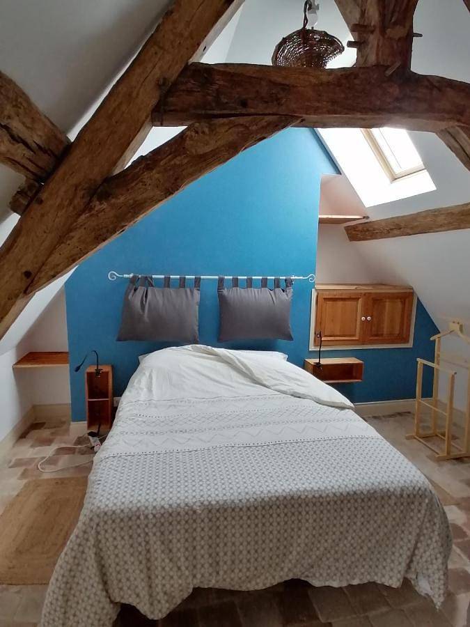 Location de vacances pour 2 personnes, avec jardin et terrasse à Azay-le-Ferron - 3