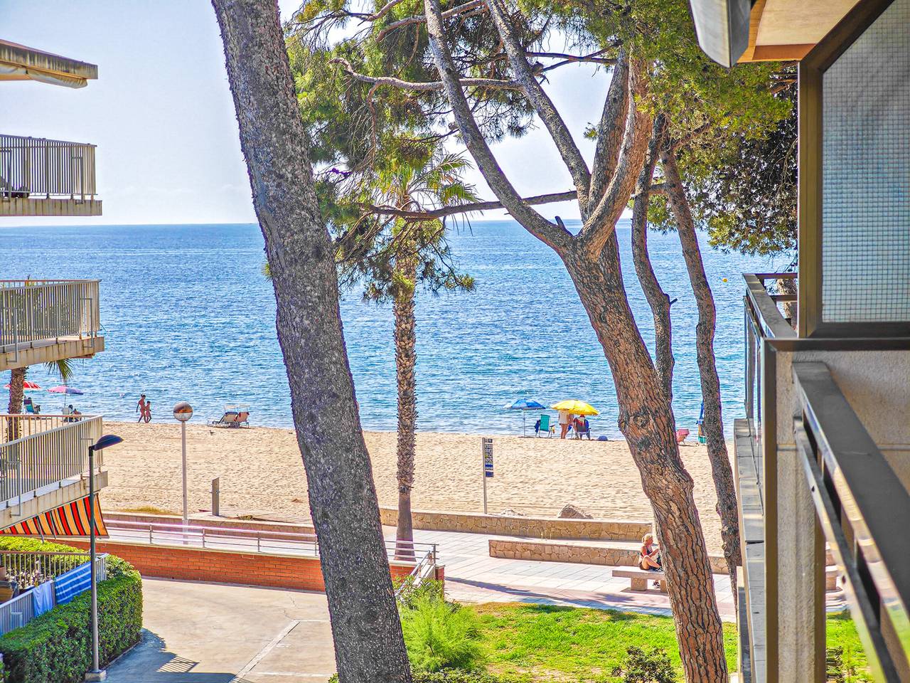 Geheel appartement, Vakantieappartement voor 4 personen met terras in Vilafortuny, Cambrils